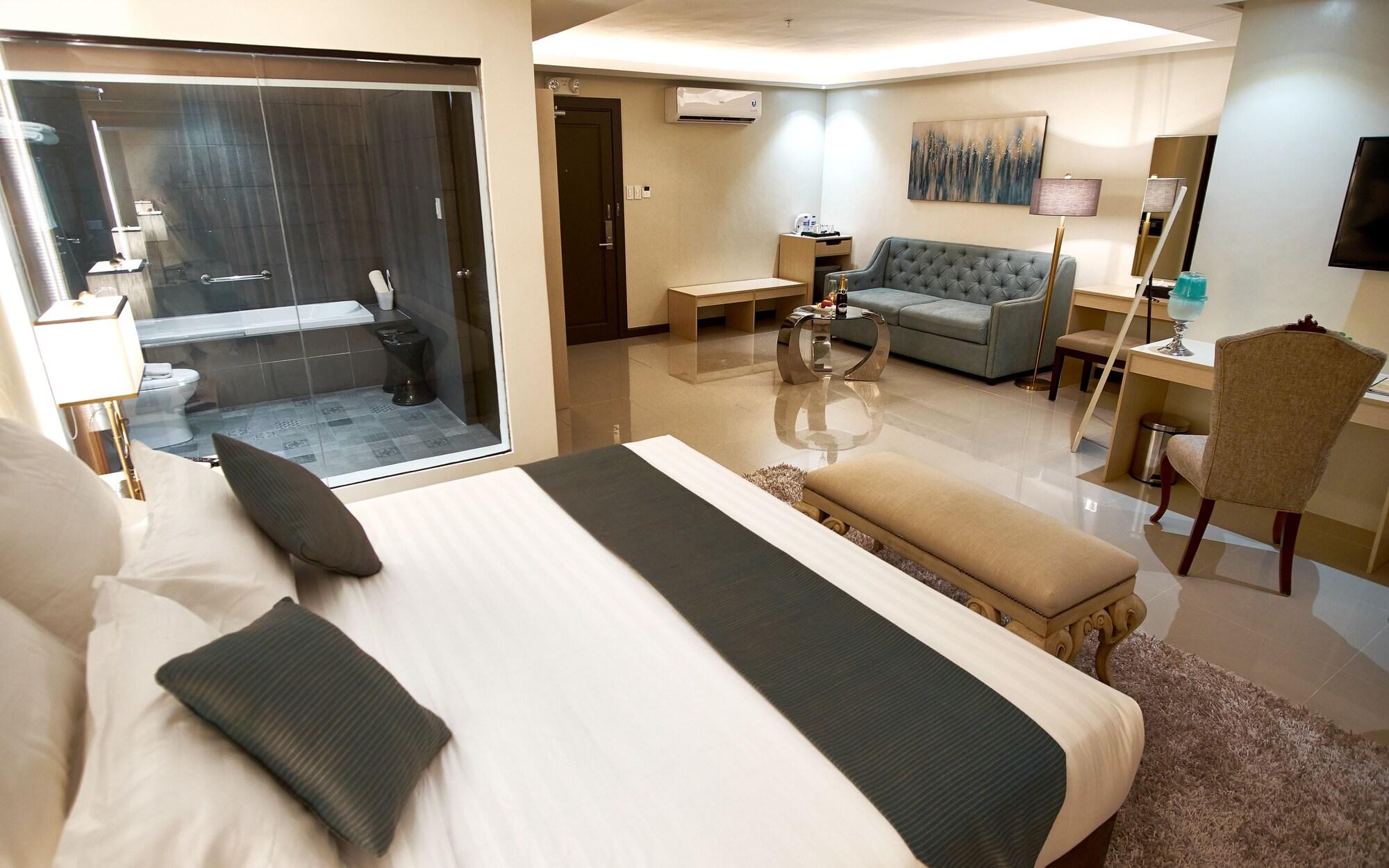 J7 Hotel Iloilo City Exterior photo
